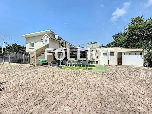 Ensemble Immobilier à Jullouville