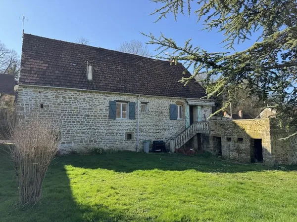 PROCHE REGION VEZELAY ENSEMBLE DE 2 FERMETTES AUTHENTIQUES