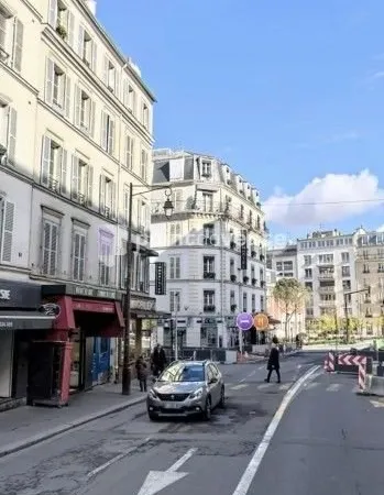 Bureaux 65 m²