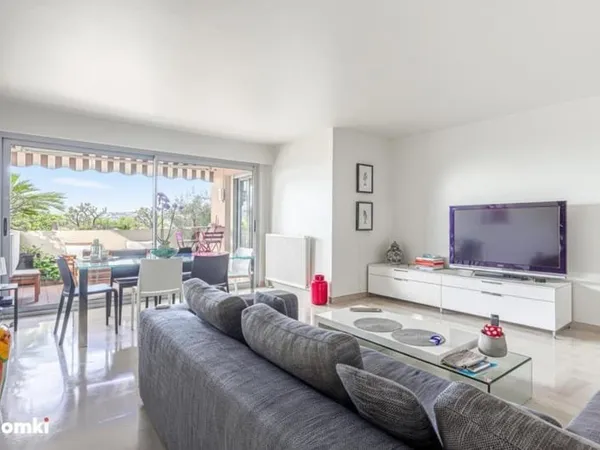 Appartement T4 de 101 m2 à Nice 06300, Avenue du Mont Alban