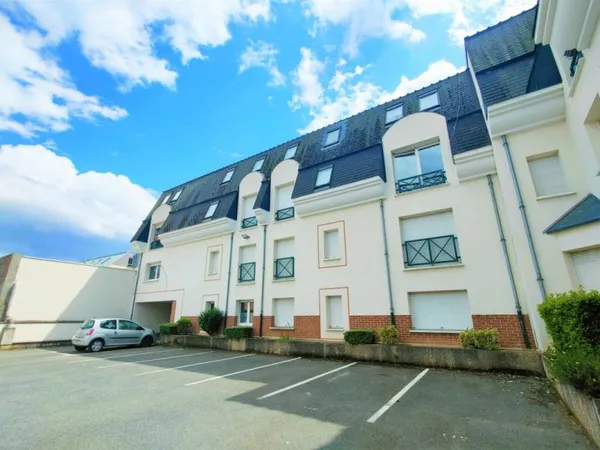 Amiens, Saint Anne : Studio 24m2 avec parking