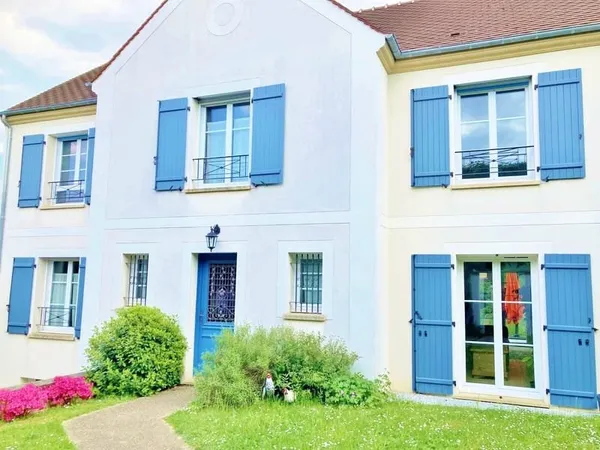 PONTOISE - Quartier recherché - 188 m2 habitables - 226 m2 utiles