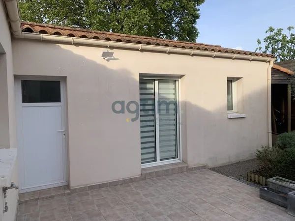 Appartement T2 meublé LA ROCHE SUR YON