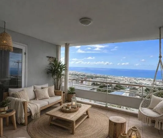 T4 DUPLEX AVEC UNE MAGNIFIQUE VUE MER - 103 m2 - SAINTE CLOTILDE