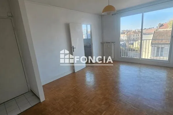 Appartement 3 pièces 55 m²