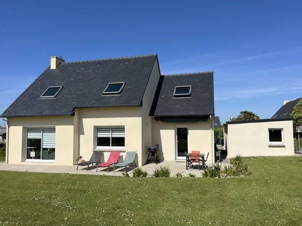 Maison de plain-pied 6 pièces 130 m²
