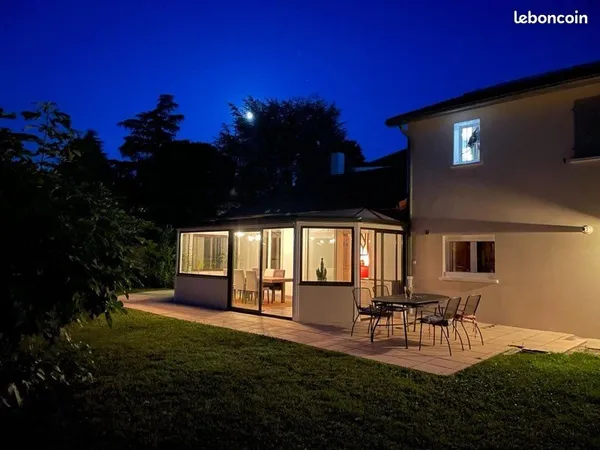 Villa 185 m² avec piscine - 5 chambres- Chaponost - Quartier résidentiel très calme