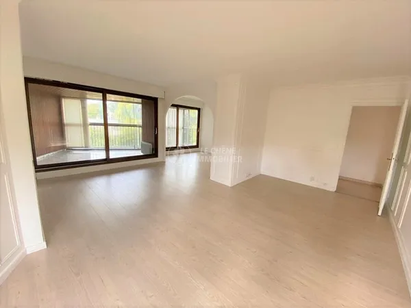 Appartement Le Chesnay 4 pièce(s) 120.80 m2