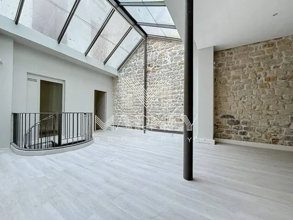 Appartement 6 pièces 145 m²