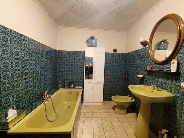 Maison 10 pièces 245 m²