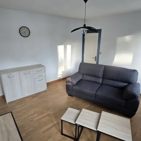 Appartement F2 meublé, très lumineux, Particulier