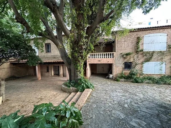 CHARLOTTE : Notre maison à rénover