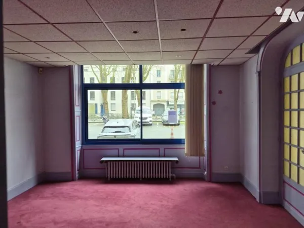 Local d'activités 75 m²