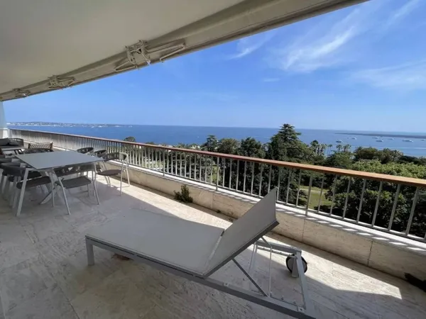 Appartement 5 pièces 191 m²