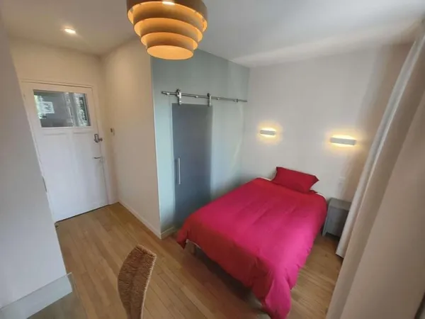 Chambre 14m2 maison Art Déco 300m2 a 6mn Paris !