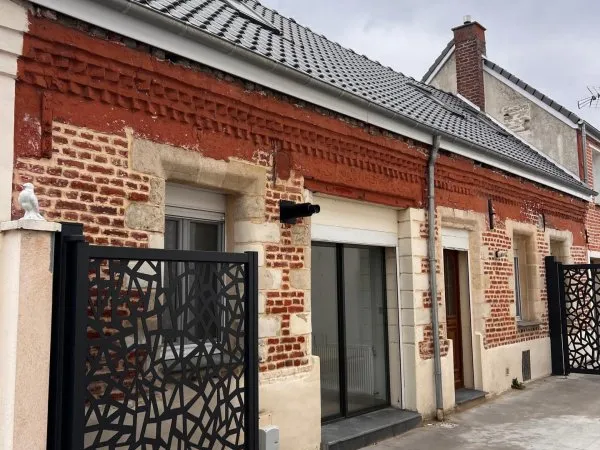 Maison semi individuelle 2 ch - cour