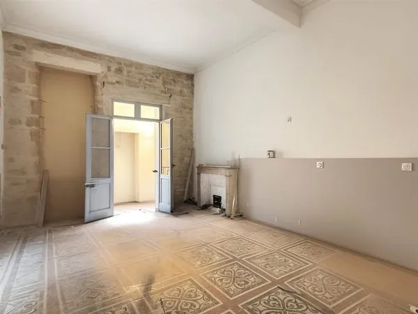 Appartement De Type T5 coeur de sommieres