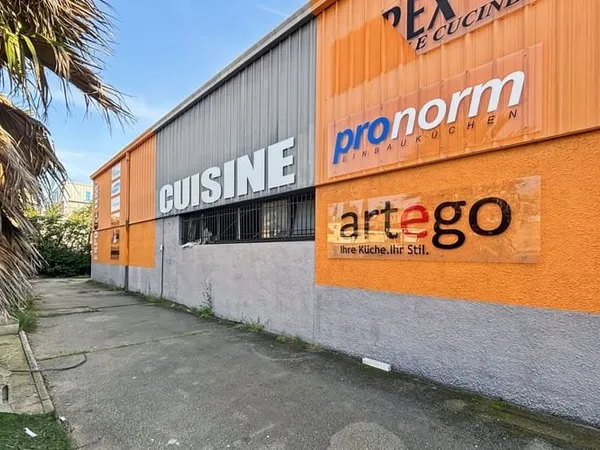 Local commercial 1000 m²