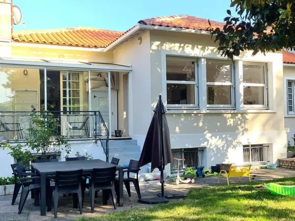 Maison 5 pièces 140 m²