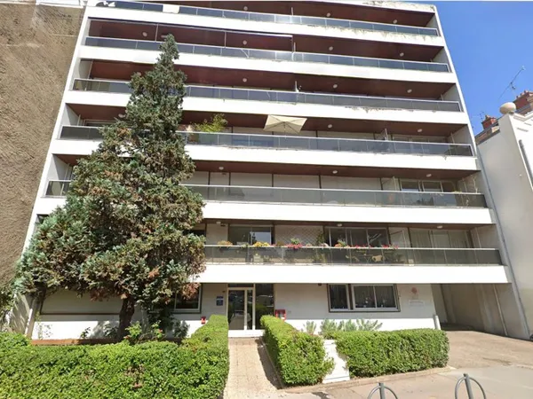 NANCY - Appartement 118 m² - Dernier étage avec balcon, garage et cave
