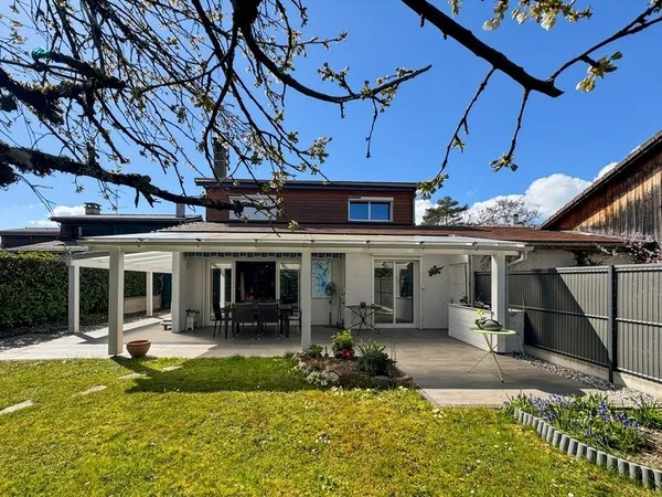 Maison mitoyenne T6 avec jardin - Versonnex