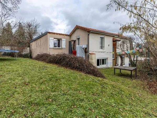 Chamalières, 63400, avenue Joseph Claussat, Maison 5 chambres, terrain 550 m2, 346 500 euros Frais d