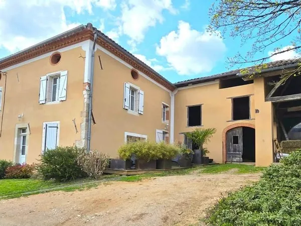 Belle maison en pierre