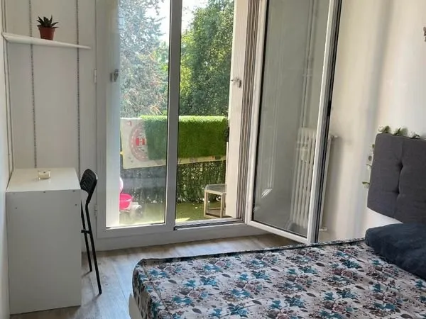 Chambre ds une coloc de deux personnes