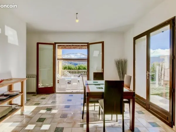 Appartement 5 pièces 108 m²