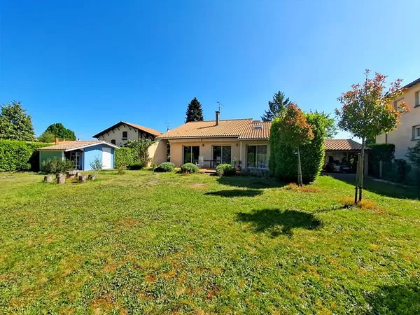 Maison Pessac 7 pièce(s) 188 m2 5 chambres terrain 1623 m2