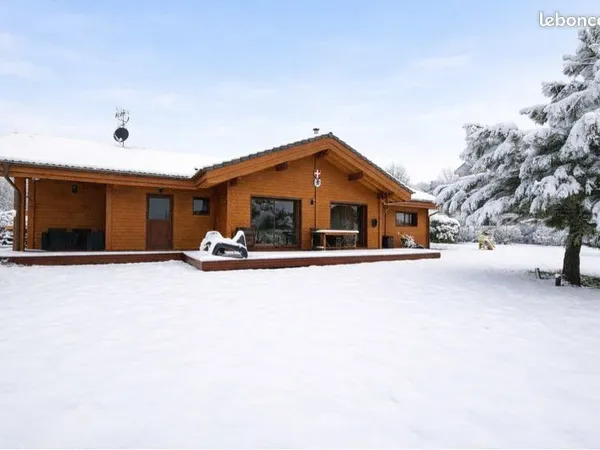 Chalet plain-pied avec vue panoramique sur les Mémises