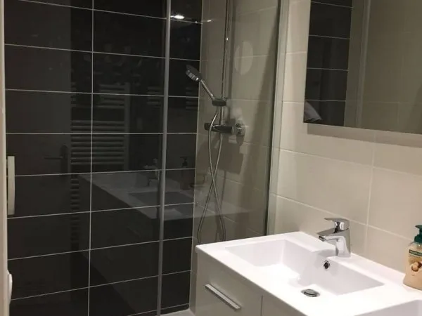 Appartement 4 pièces 15 m²