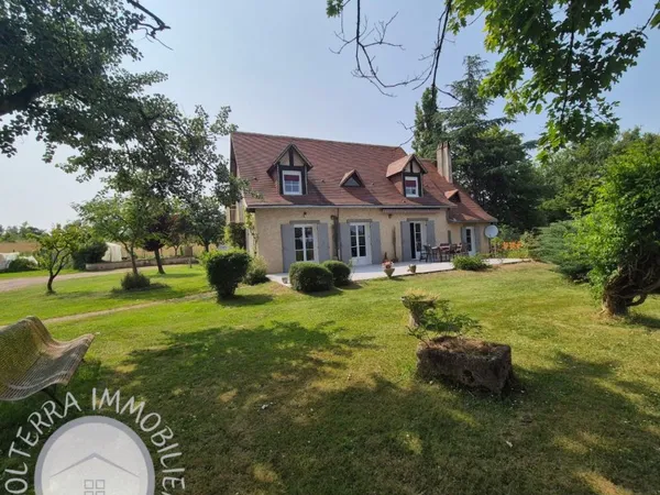 Maison 5 pièces 159 m²