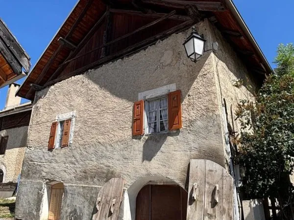 Maison 10 pièces 220 m²