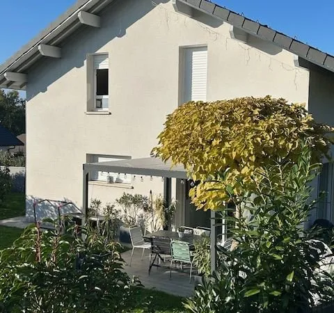 MAISON 4 chambres VILLAZ Centre