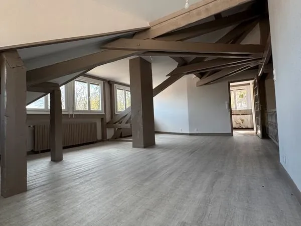 Appartement 4 pièces 111m2 - dernier étage