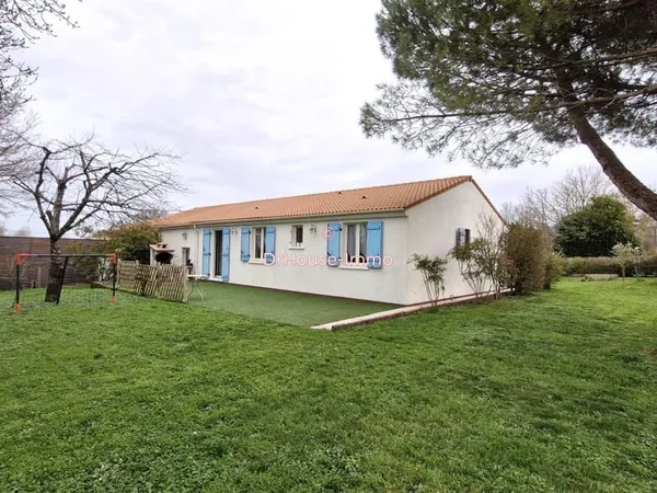 Maison 3 Ch, jardin et Garage à Saint-Martin-de-Bernegoue