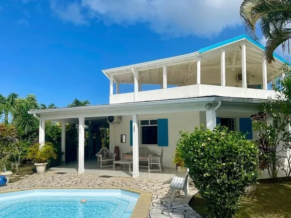 Maison 6 pièces 204 m²