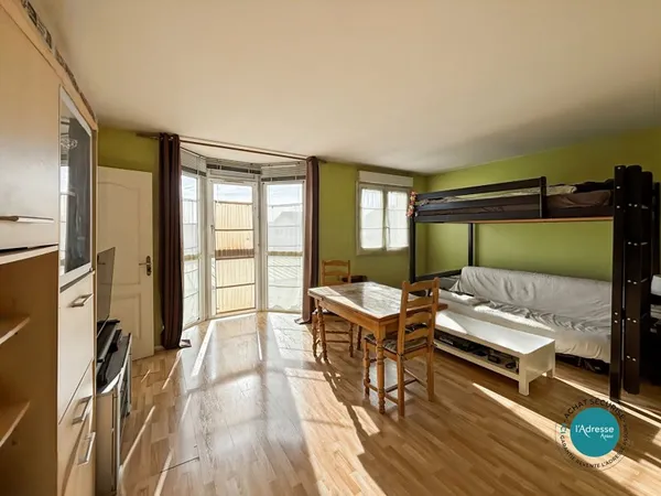 Appartement Le Coudray Montceaux 1 pièce(s) 35 m2