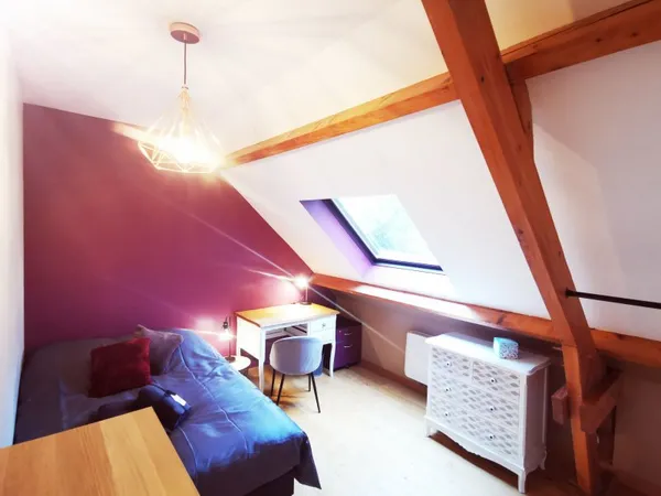 Loue appartement 12m² 15mn à pied RER La Hacquinière, 5mn bus