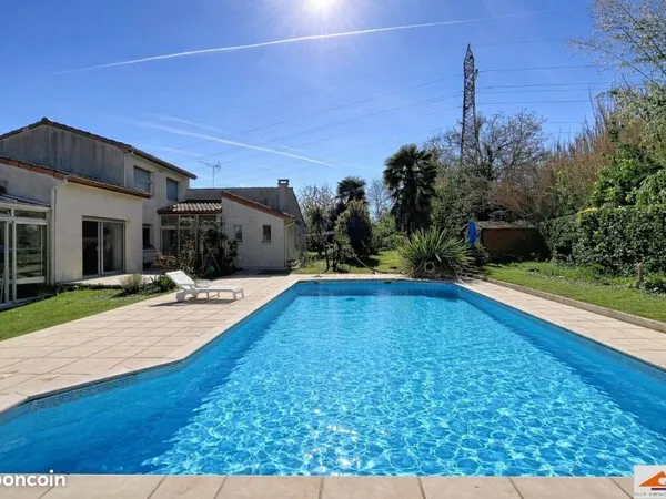 Villa 7 pièces 194 m²