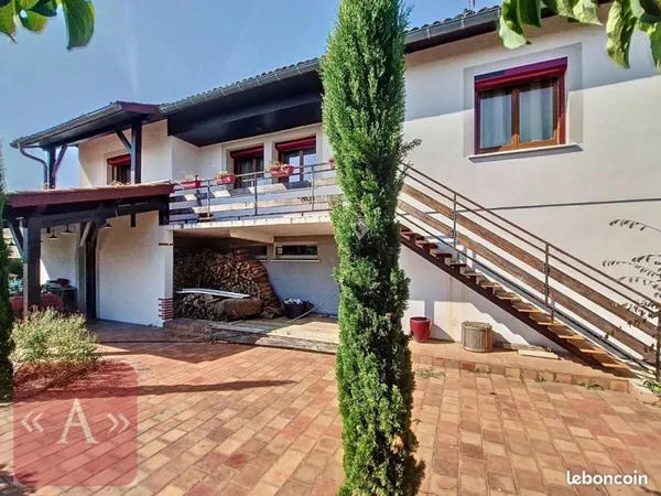 Maison 6 pièces 190 m²