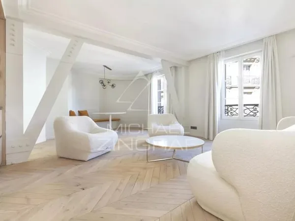 À Vendre - Appartement Deux Pièces - Refait À Neuf - Étoile