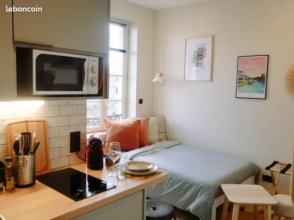 Studio 1 pièce 12 m²