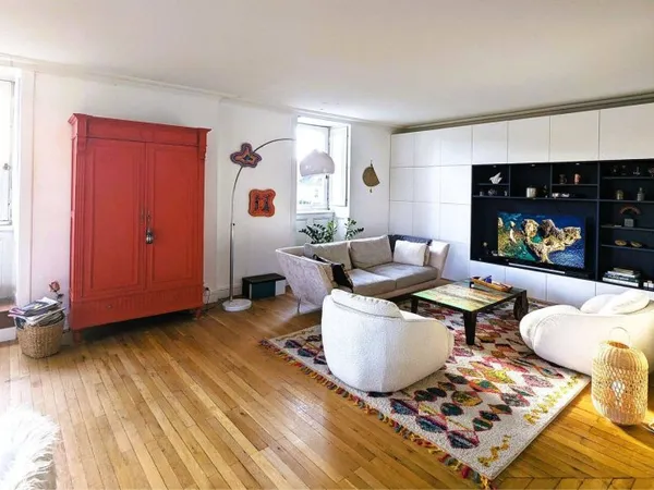 Appartement 9 pièces 193 m²