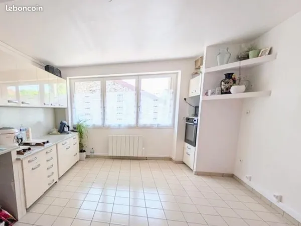 Maison 3 pièces - 75 m²