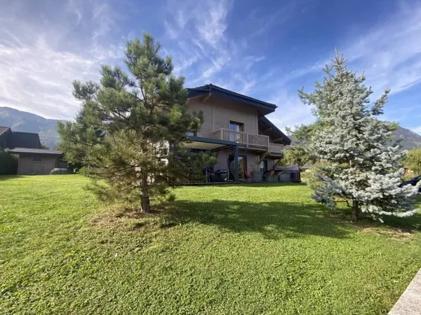 Maison 6 pièces 156 m²