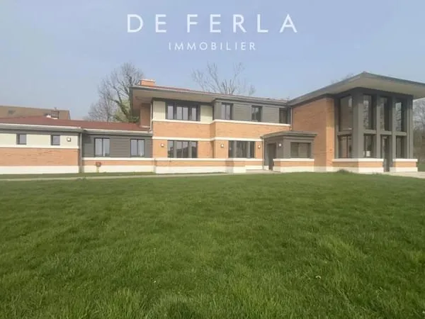 Demeure d'Exception au Sein d'un Domaine Privé