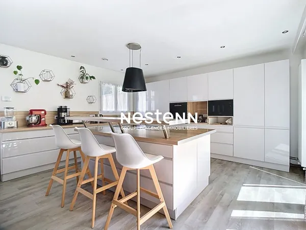 APPARTEMENT A VILLEFRANCHE SUR SAONE DE 4 PIÈCES 3 CHAMBRES AVEC GARAGE ET PROXIMITE CENTRE VILLE