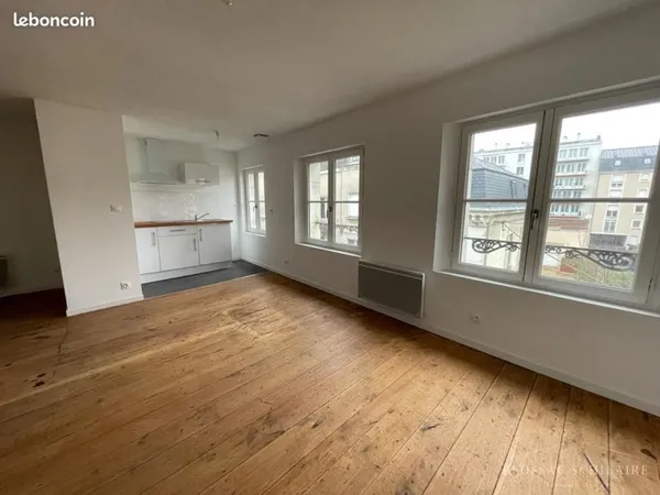 Studio 1 pièce 38 m²